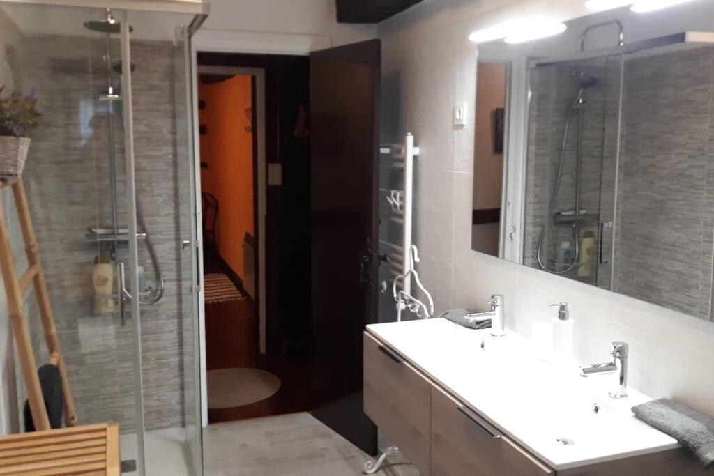 Caserio Vasco Con Piscina Y Barbacoa Orozko Exterior foto