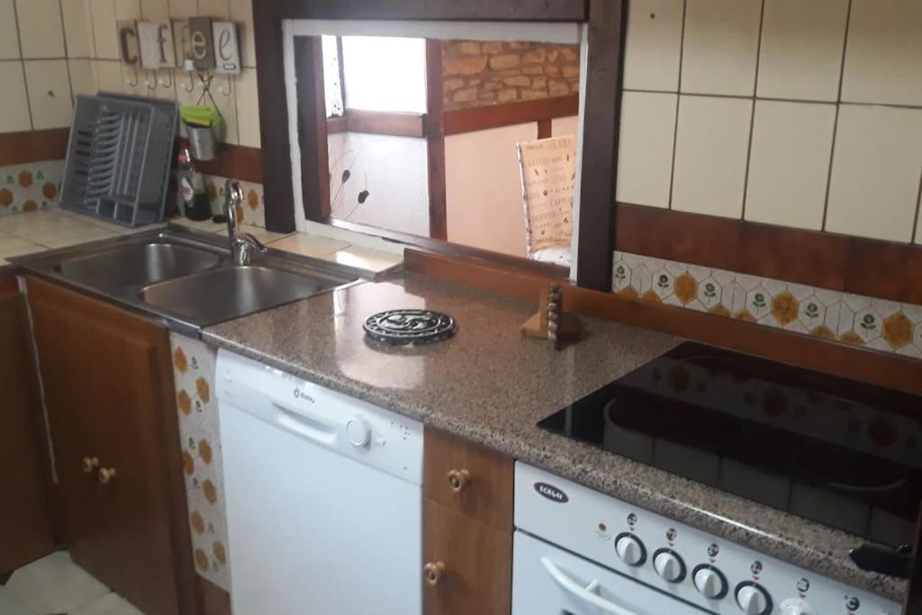 Caserio Vasco Con Piscina Y Barbacoa Orozko Exterior foto
