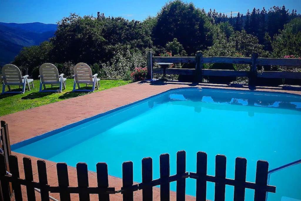 Caserio Vasco Con Piscina Y Barbacoa Orozko Exterior foto